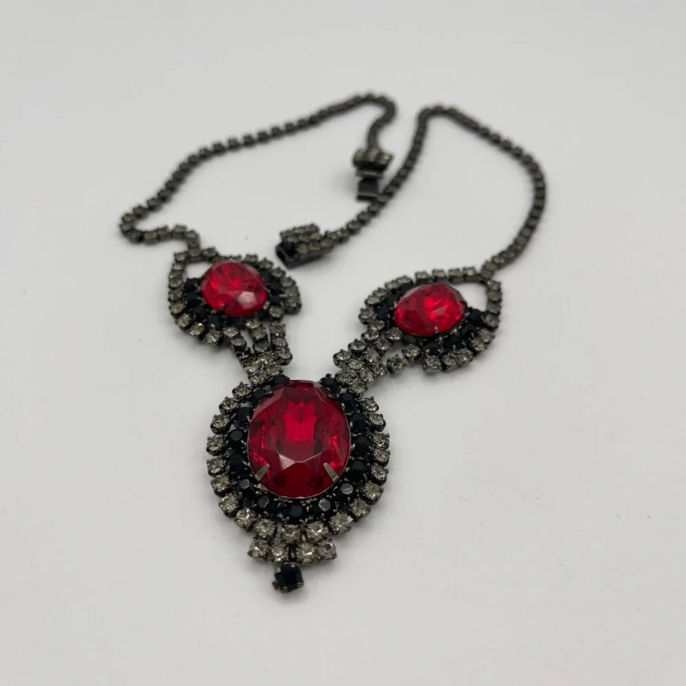 Vintage 1960s Ruby & Onyx Rhinestone Demi-Parure | Juliana Style Tiered Necklace